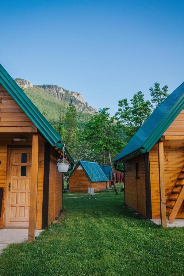 Camp Sutjeska Hotel Tjentiste Ngoại thất bức ảnh