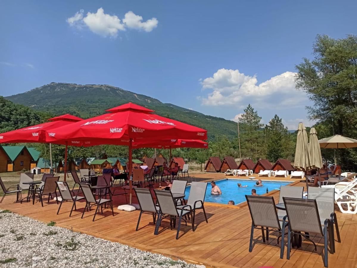 Camp Sutjeska Hotel Tjentiste Ngoại thất bức ảnh