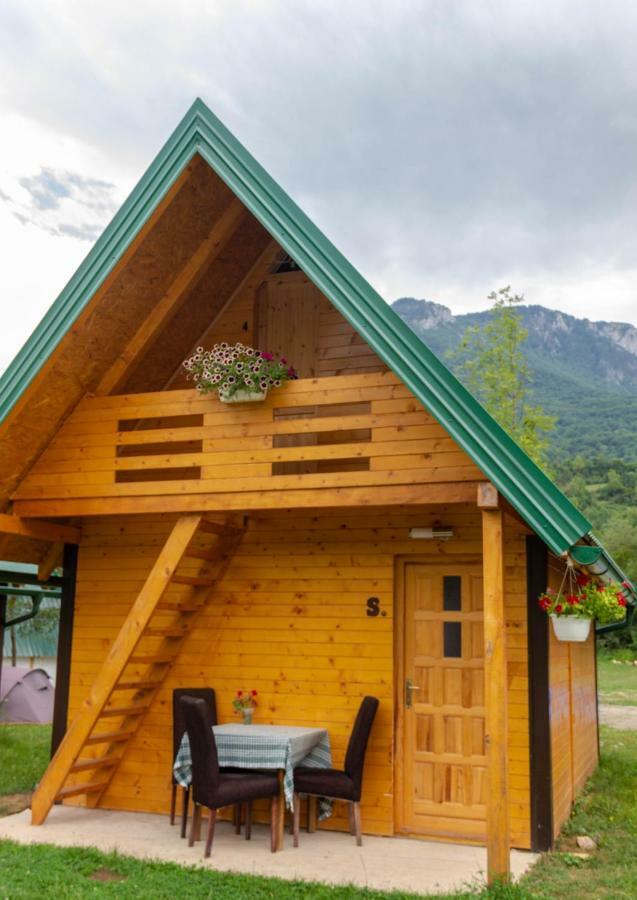 Camp Sutjeska Hotel Tjentiste Ngoại thất bức ảnh