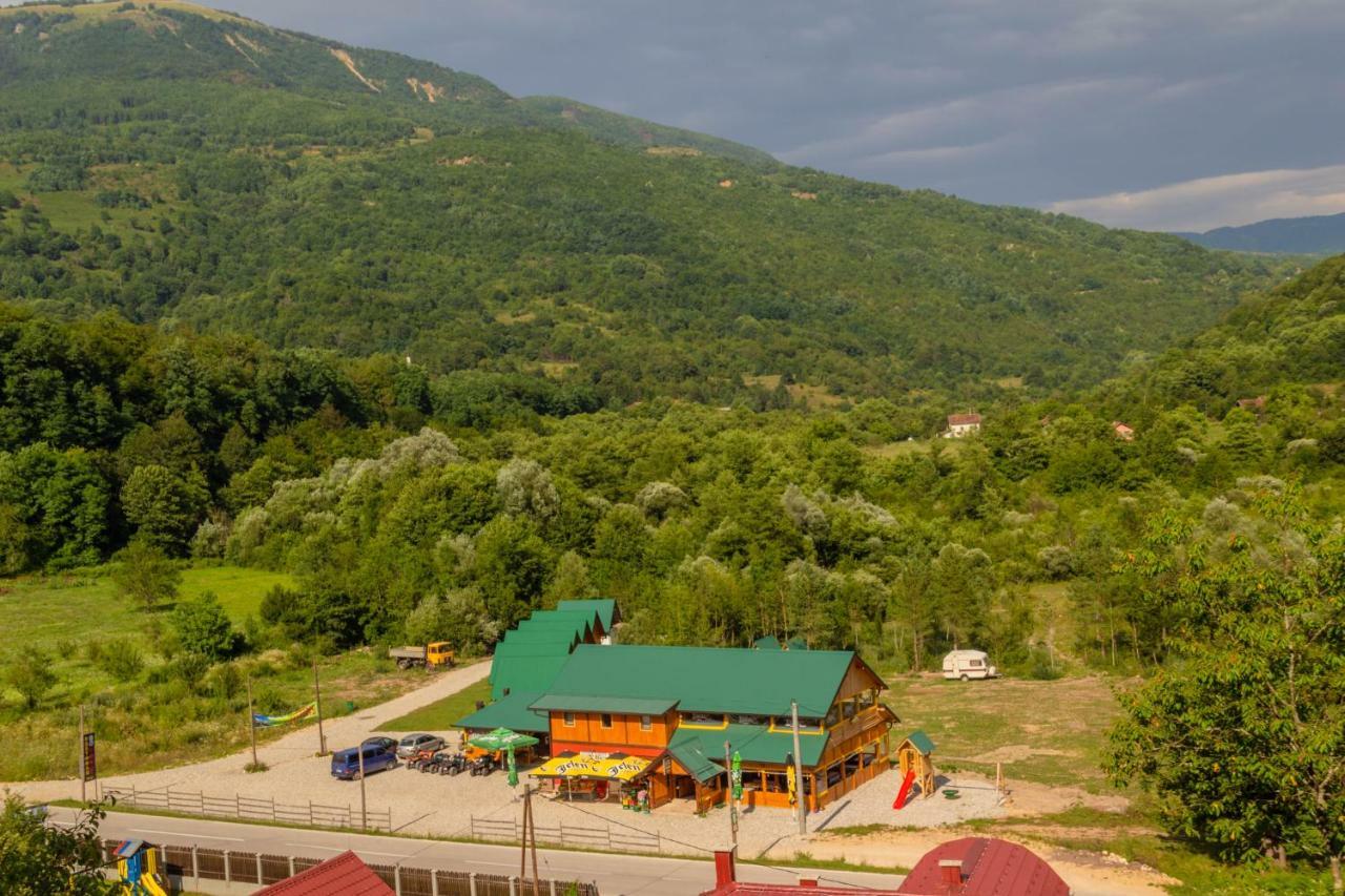 Camp Sutjeska Hotel Tjentiste Ngoại thất bức ảnh